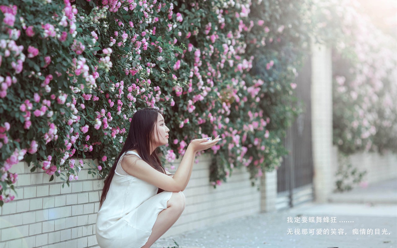 Belle fille avec des roses fleurs fonds d'écran HD #5 - 1280x800