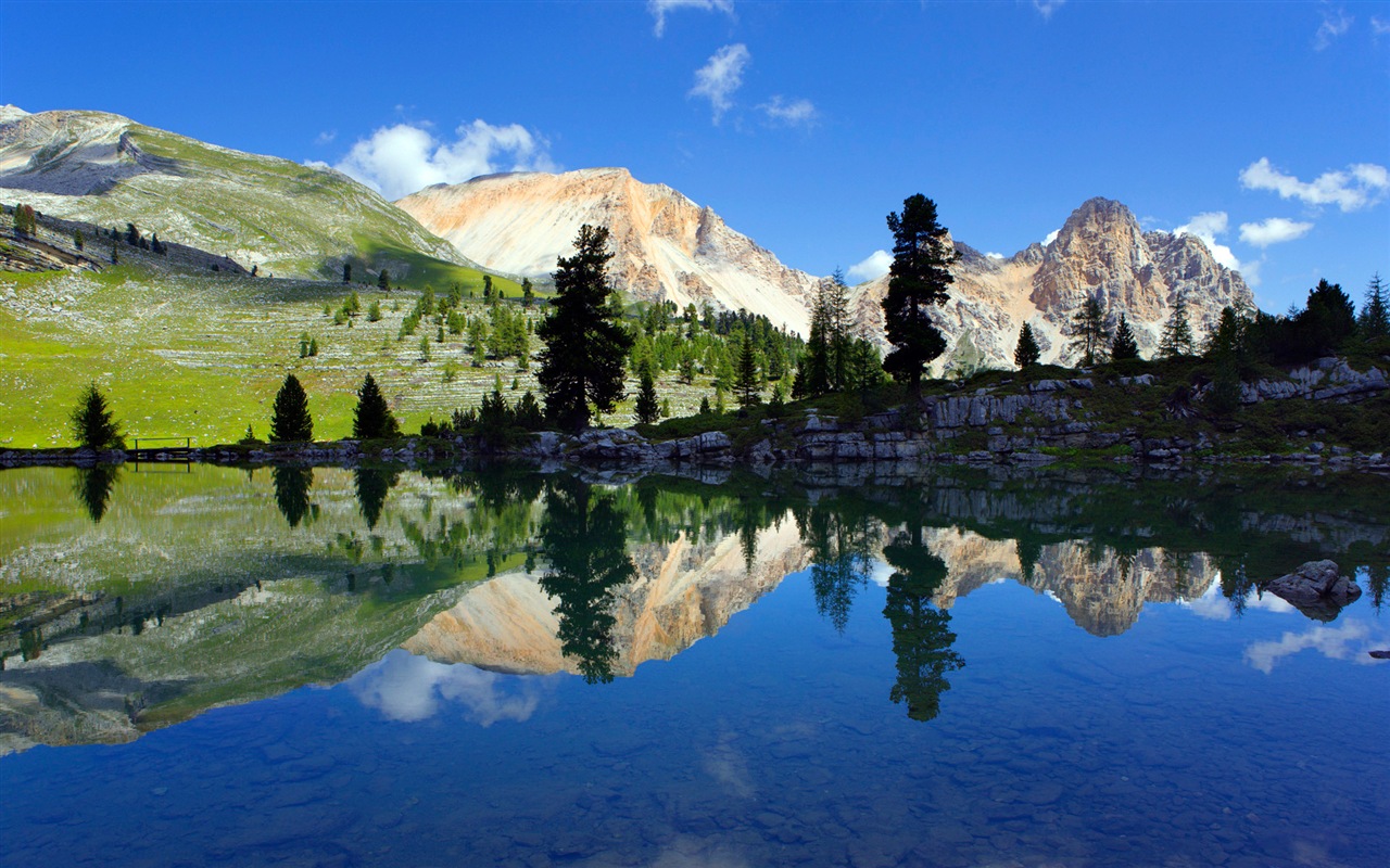 Спокойное озеро с отражением воды, 8 HD обои для Windows #3 - 1280x800