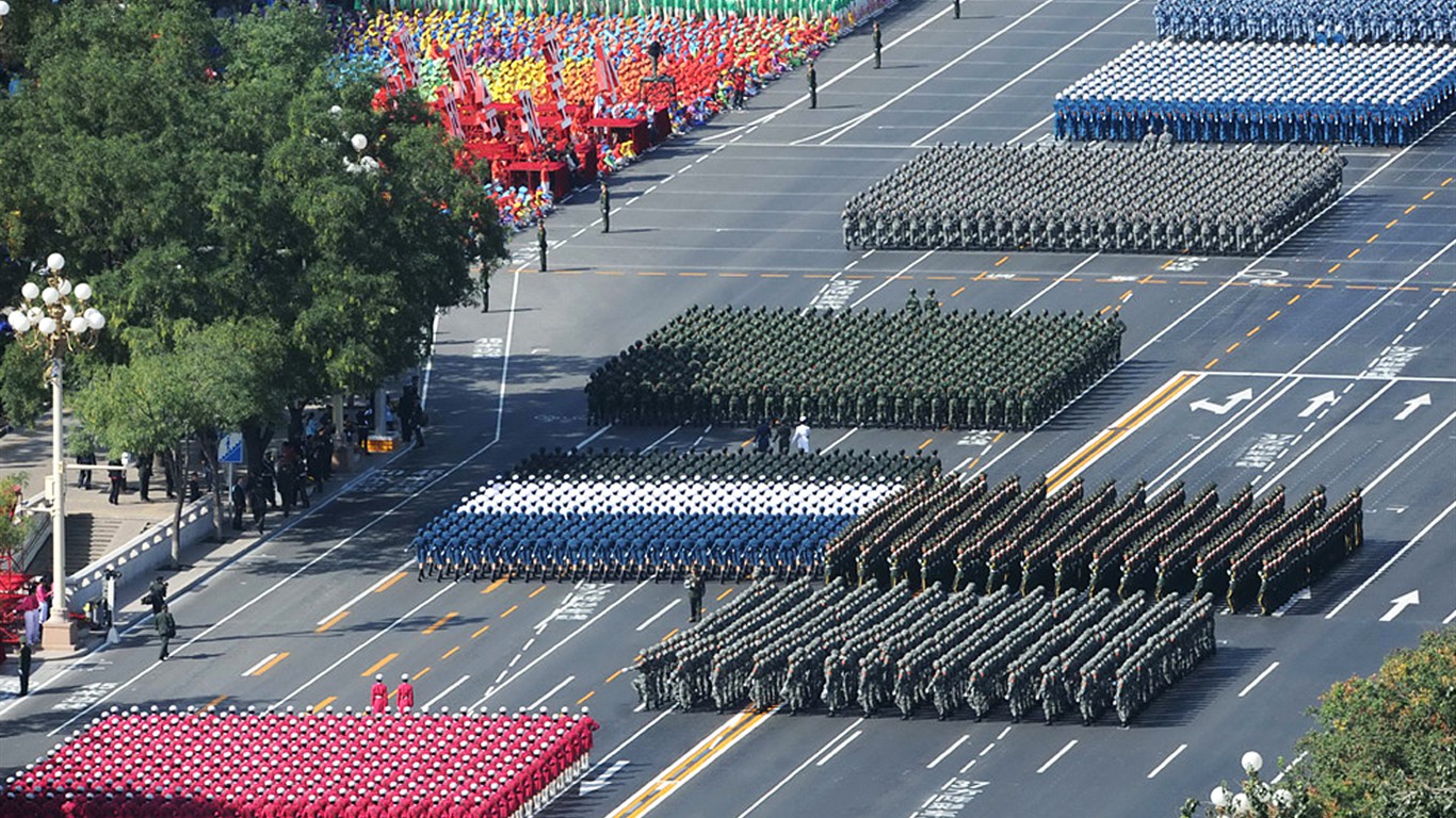National Day military parade wallpaper albums #2 - 1366x768