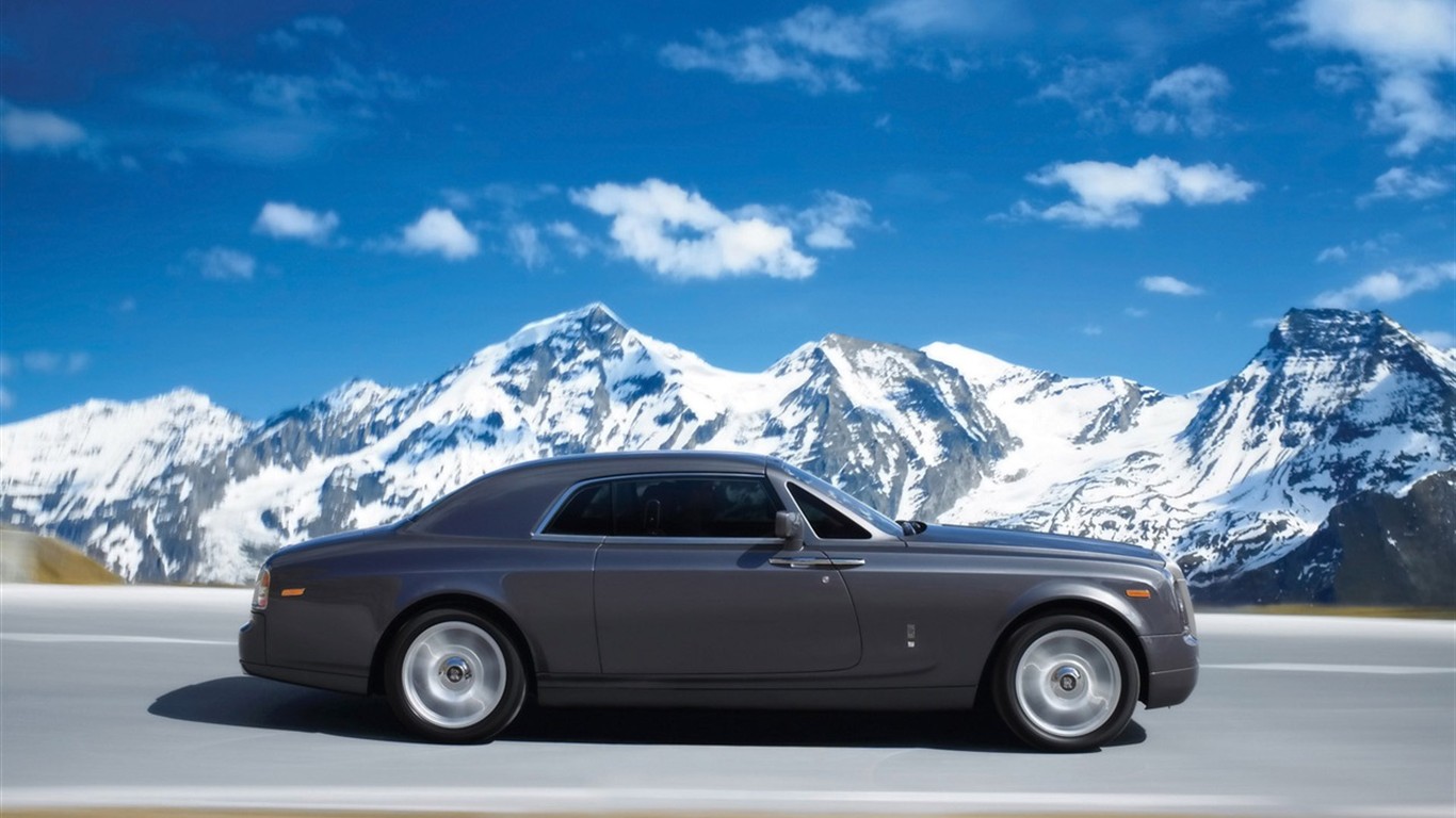 Rolls-Royce Tapety Album #16 - 1366x768
