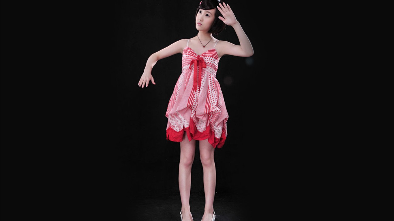 Liu Mei-obsahující tapety Happy dívka #16 - 1366x768