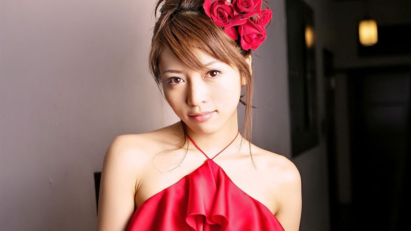 Yumiko Shaku fondos de pantalla belleza japonesa #4 - 1366x768