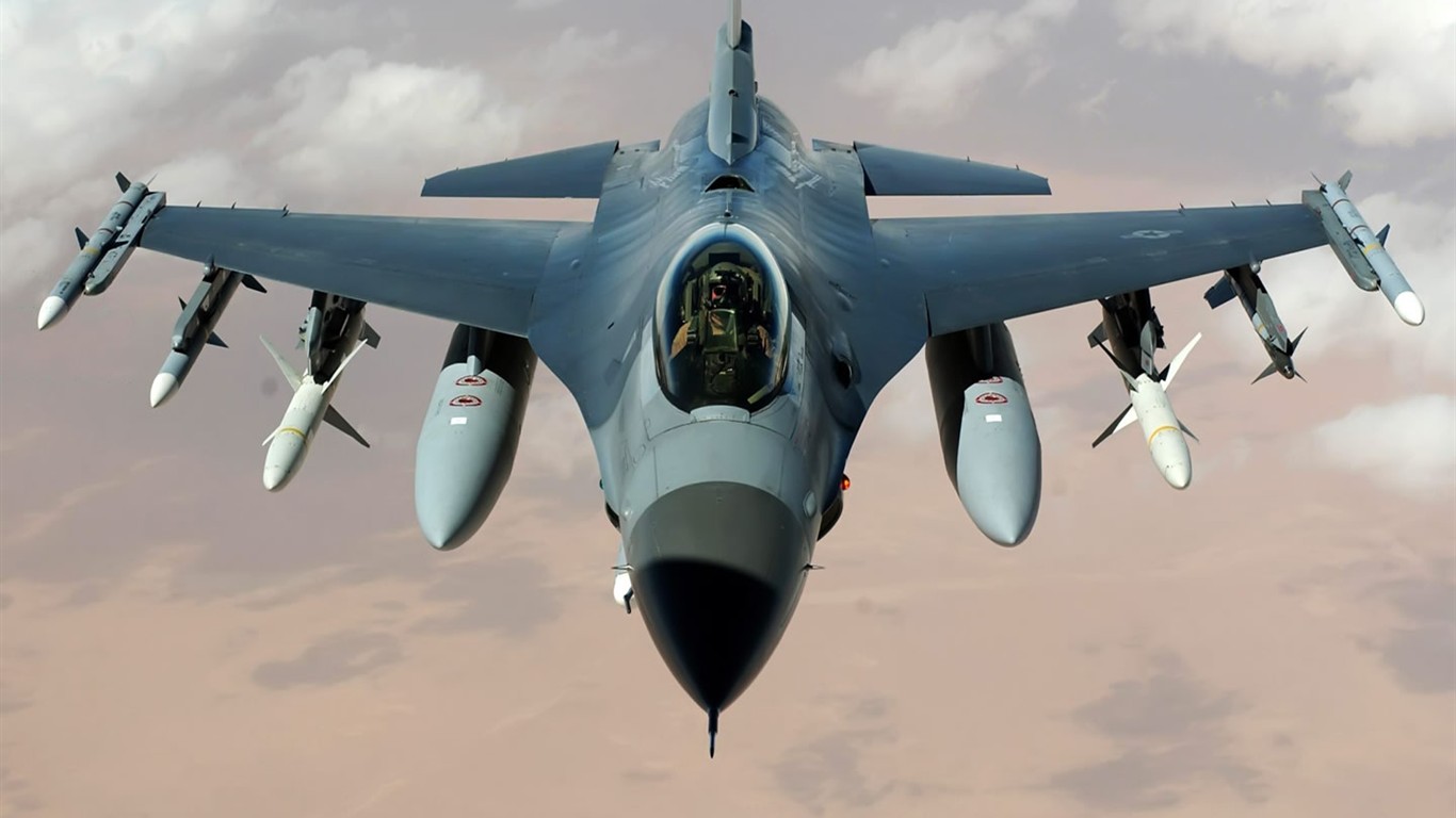 Wallpaper heroic military air equipment #11 - 1366x768