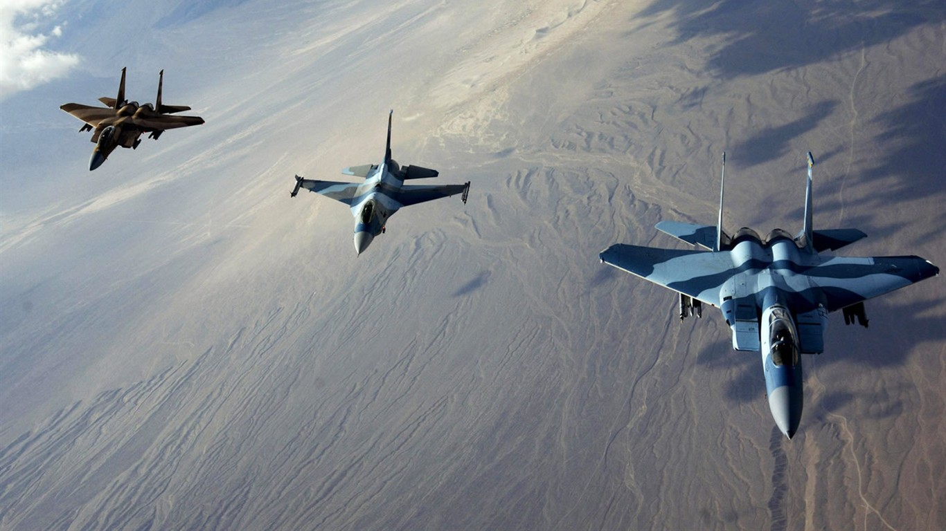 Обои героической военной техники воздуха #27 - 1366x768