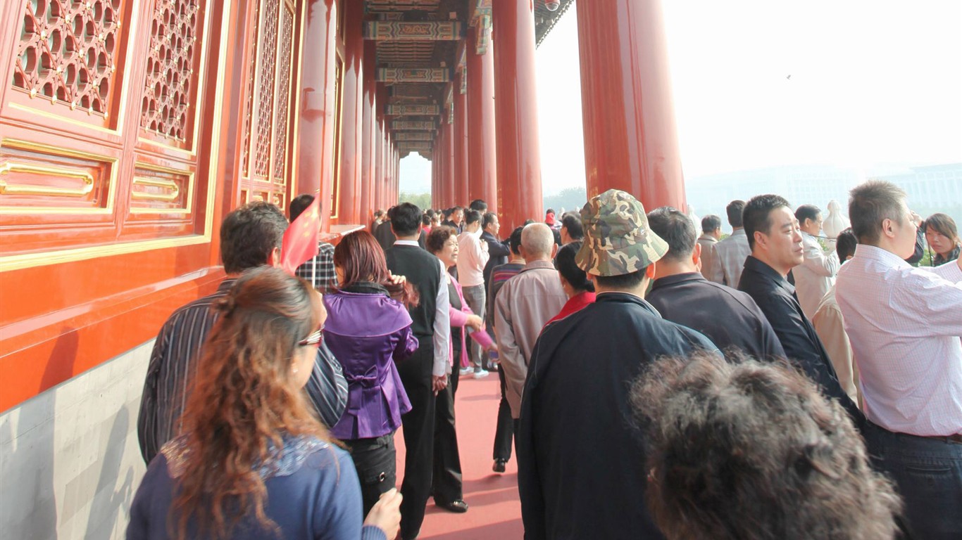 prohlídka Pekingu - na náměstí Nebeského klidu (GGC práce) #7 - 1366x768