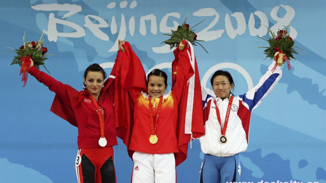 北京の壁紙ウエイトリフティングオリンピック #11 - 1366x768