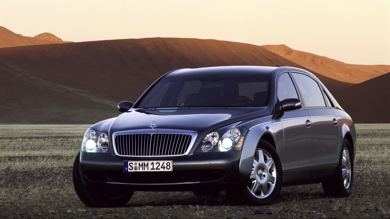 Maybach luxury cars wallpaper #38 - 1366x768