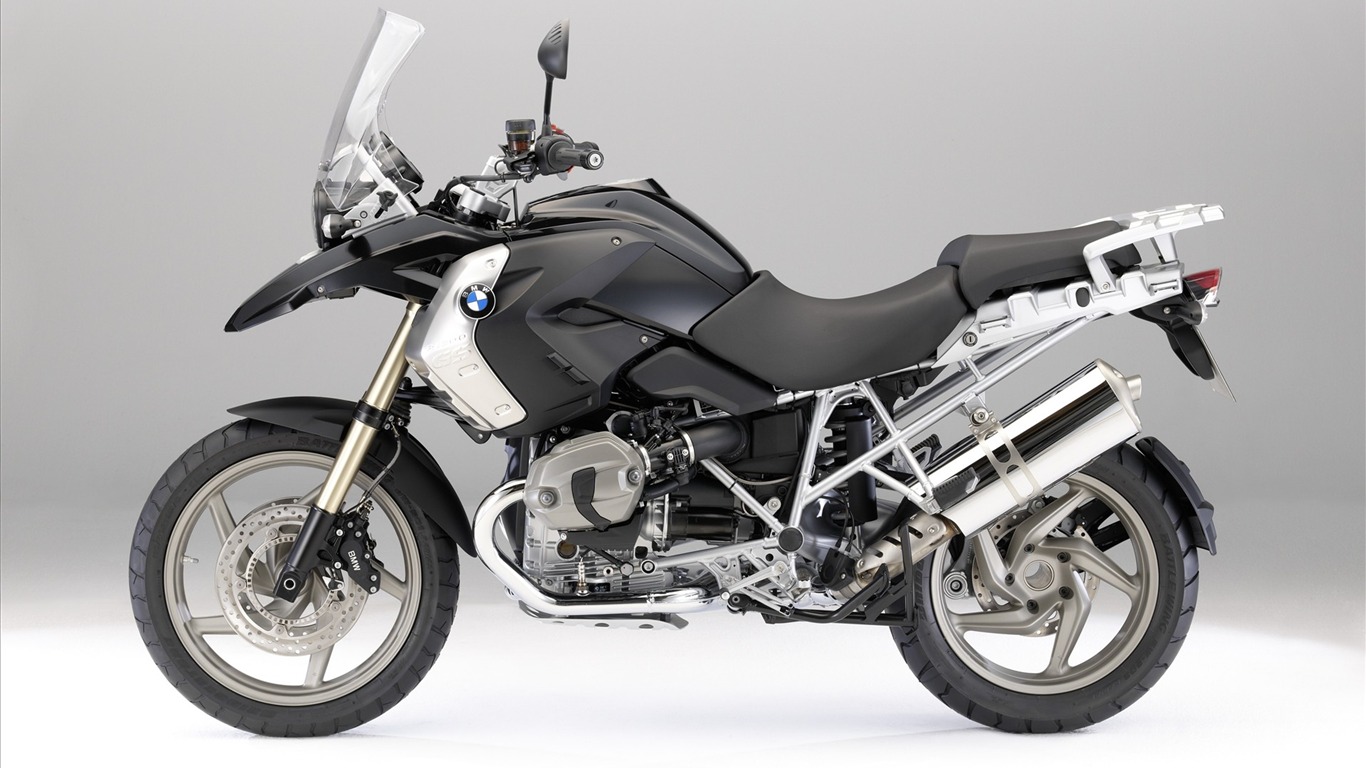 2010 BMW motocykl na plochu #18 - 1366x768