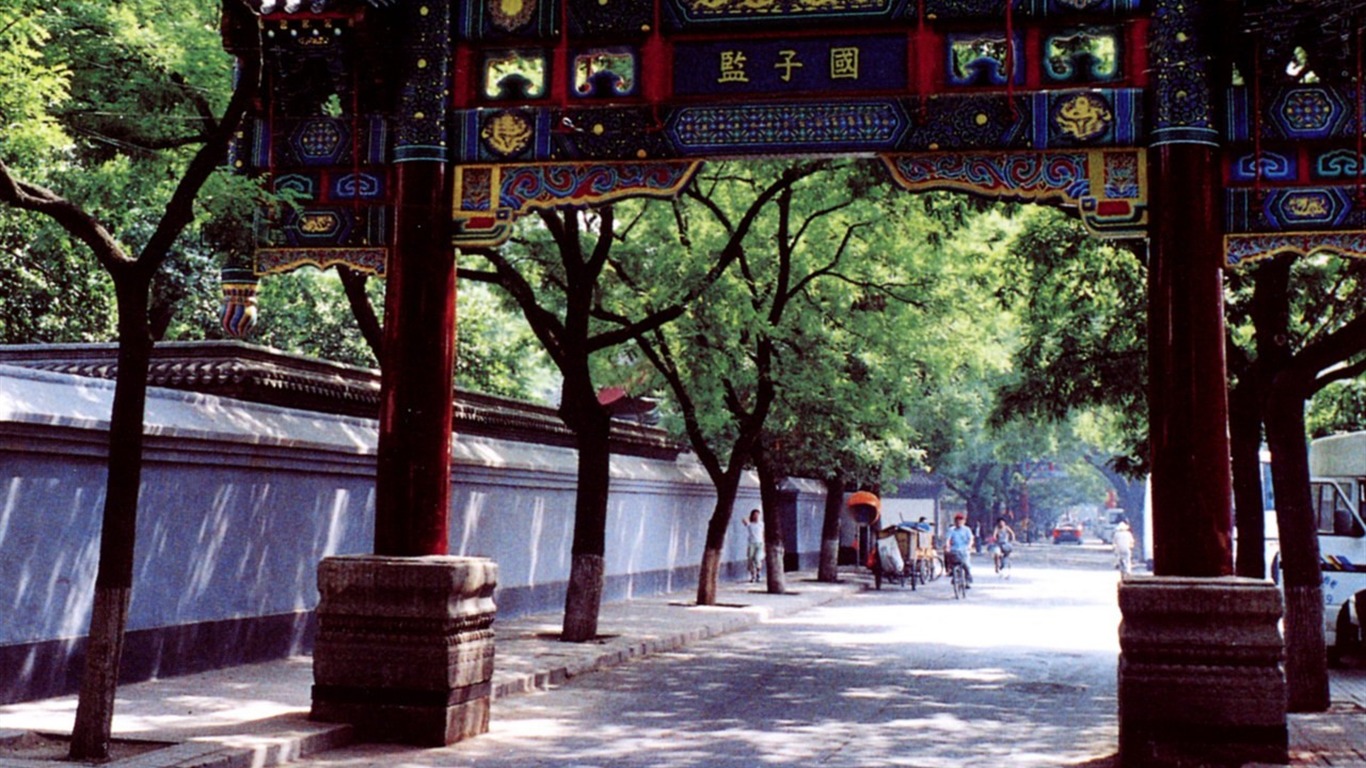 Old Hutong life for old photos wallpaper #25 - 1366x768