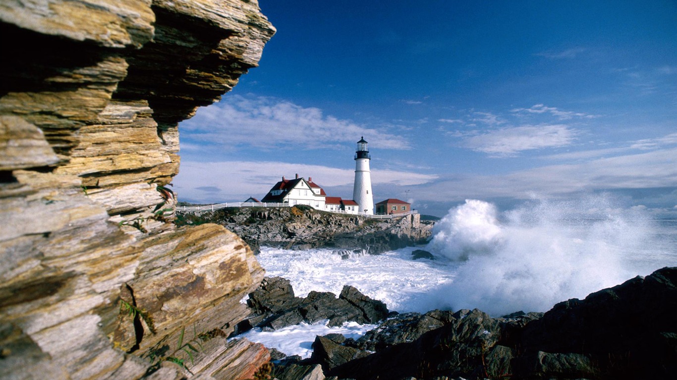 Coastal Lighthouse HD Wallpaper #8 - 1366x768