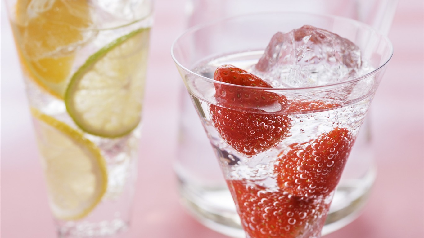 Ice-cold drinks Wallpaper #23 - 1366x768