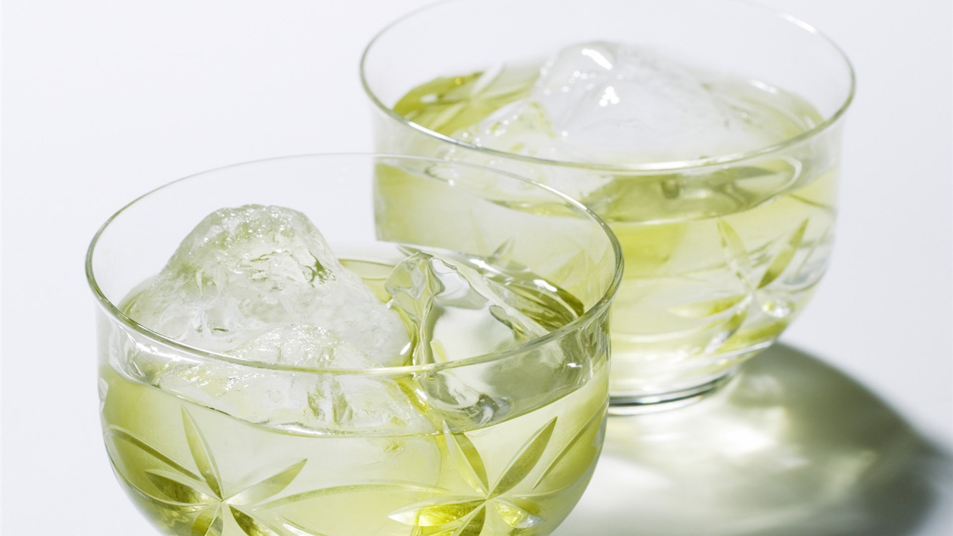 Ice-cold drinks Wallpaper #25 - 1366x768