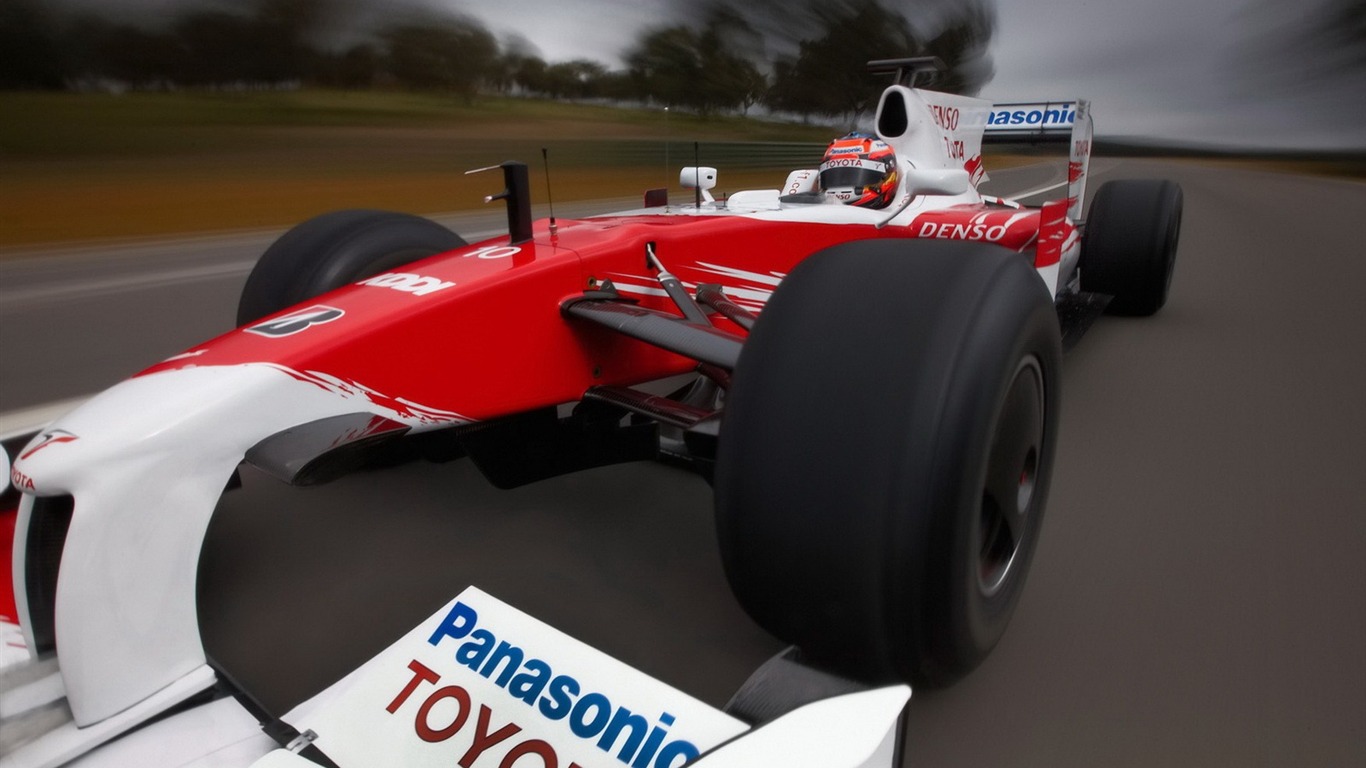 トヨタ2009 TF109は、F1カーの壁紙 #10 - 1366x768