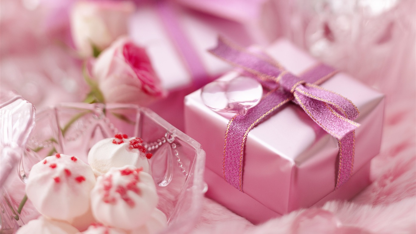 Flowers Gifts HD Wallpapers (1) #16 - 1366x768