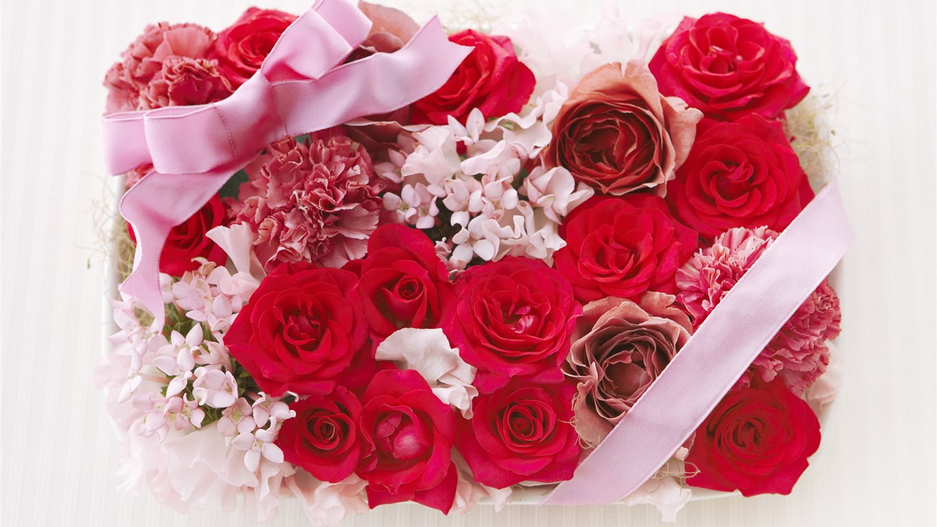 Flowers Gifts HD Wallpapers (1) #18 - 1366x768