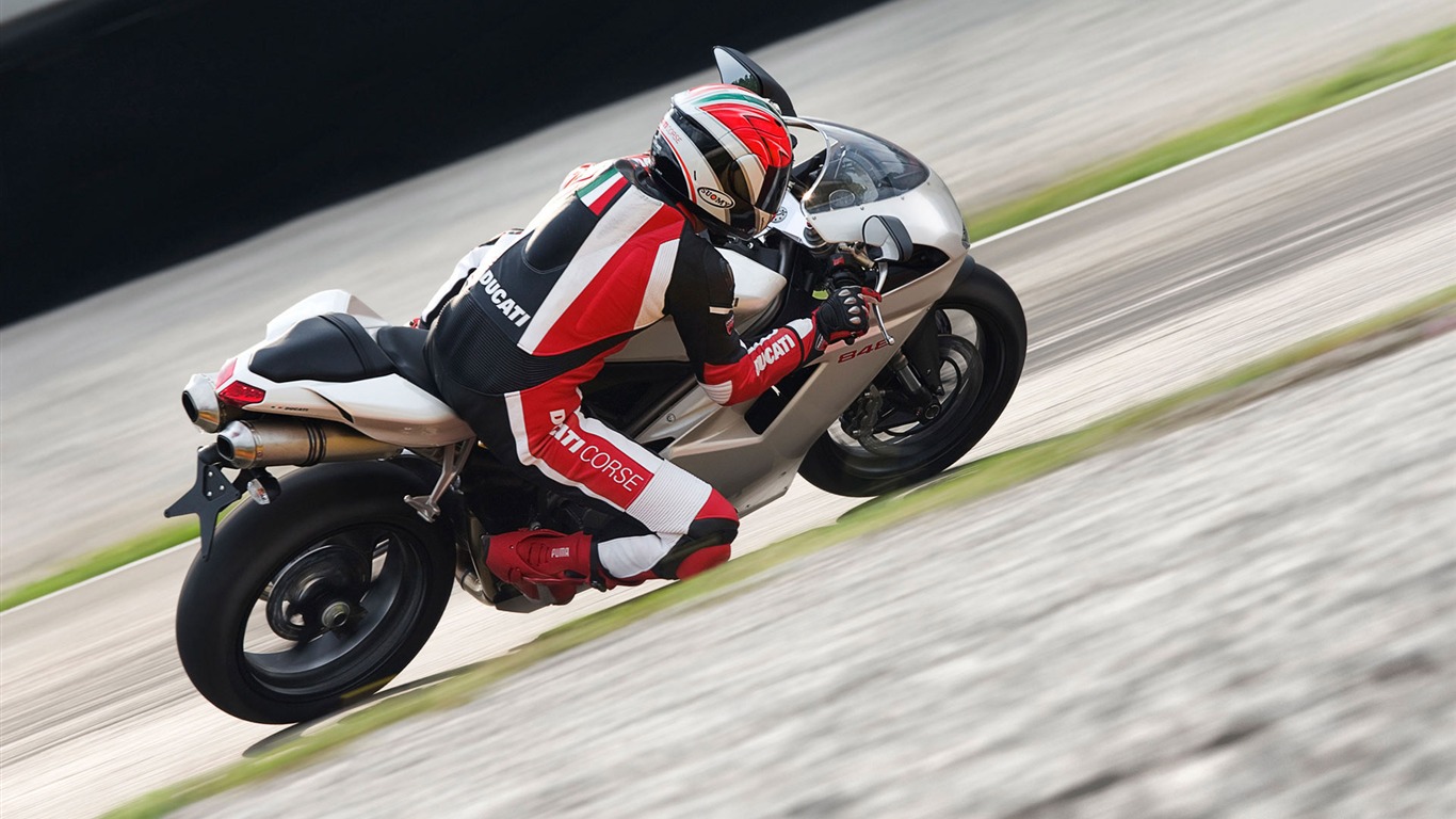 Turn Motorrad Wallpaper Collection #7 - 1366x768