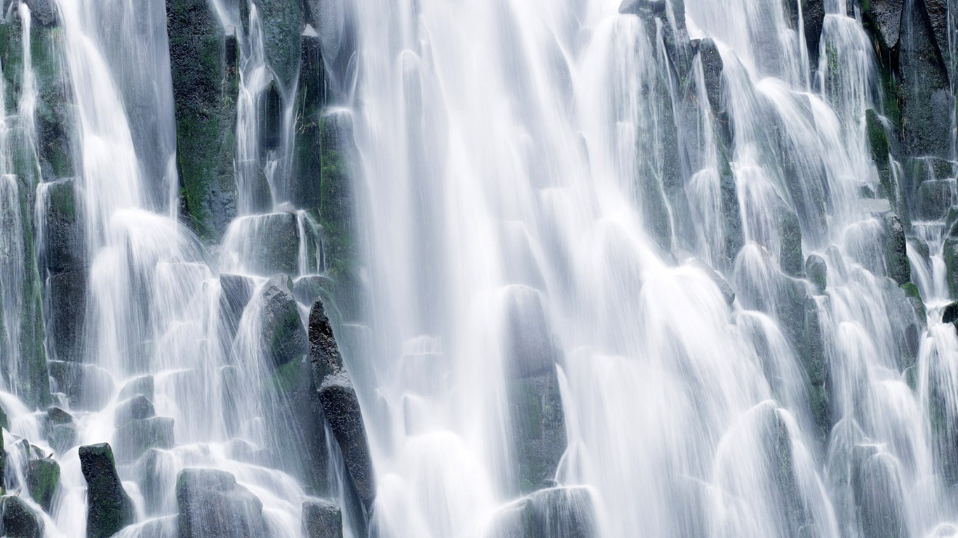 滝は、HD画像ストリーム #14 - 1366x768