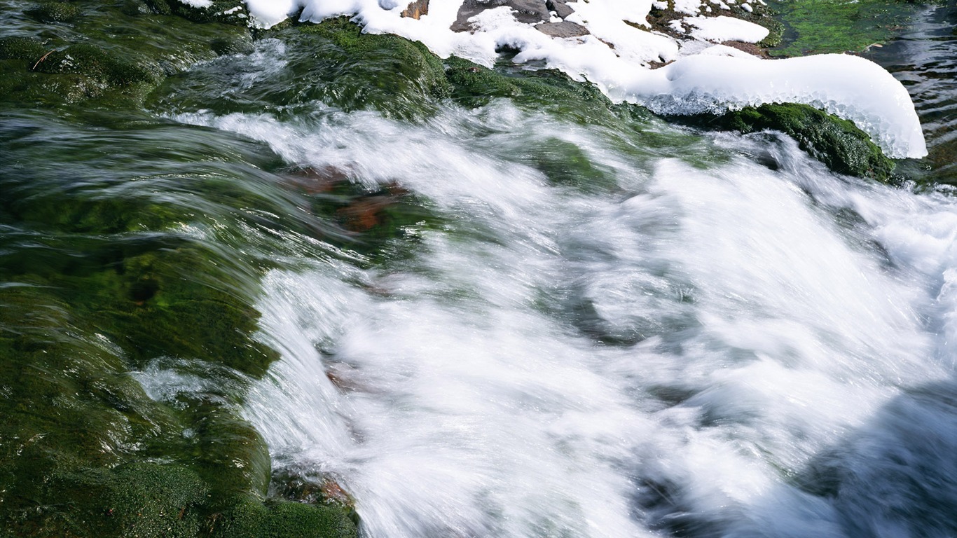 Waterfall flux HD Wallpapers #27 - 1366x768
