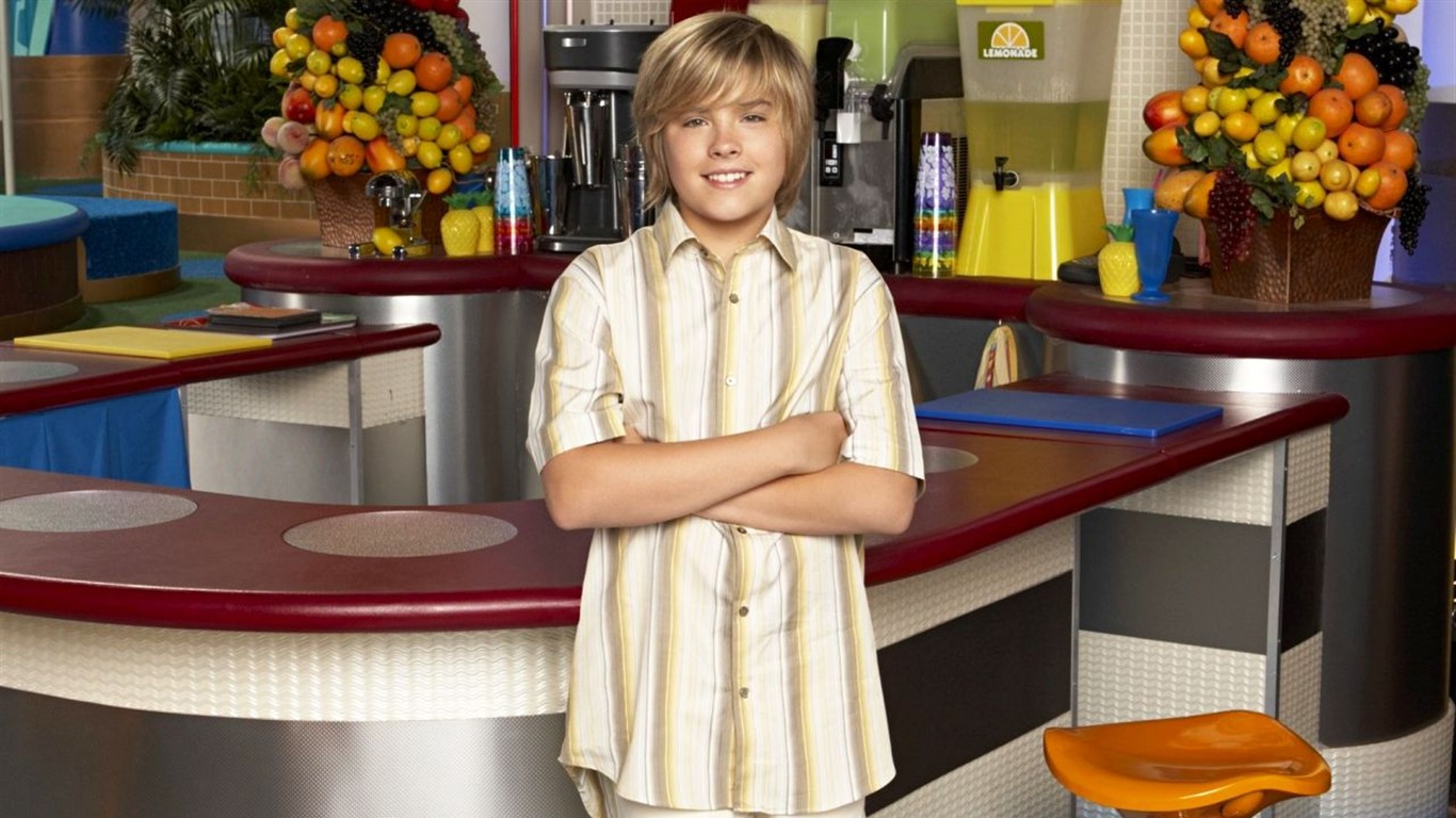 The Suite Life on Deck wallpaper #7 - 1366x768