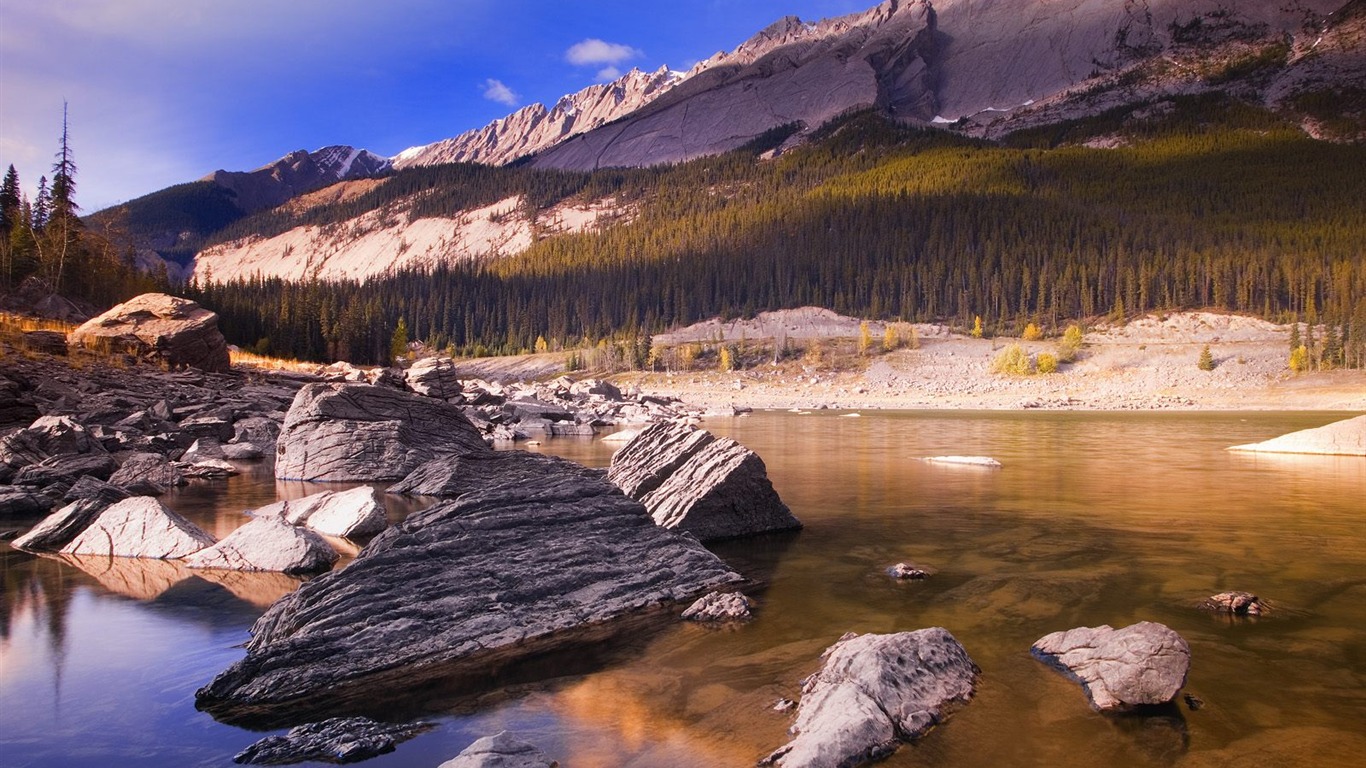 Un décor naturel magnifique Wallpaper #20 - 1366x768