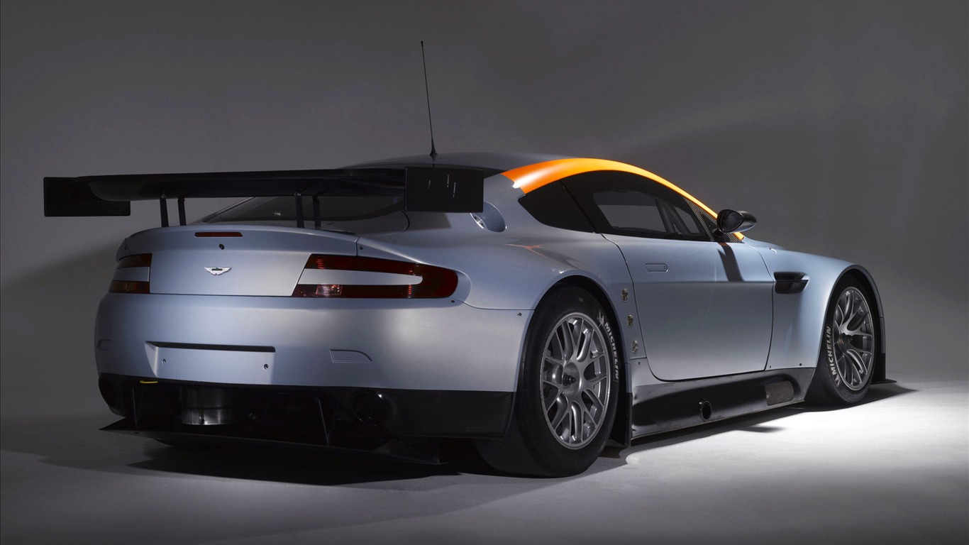 Tapety na plochu Aston Martin (4) #14 - 1366x768