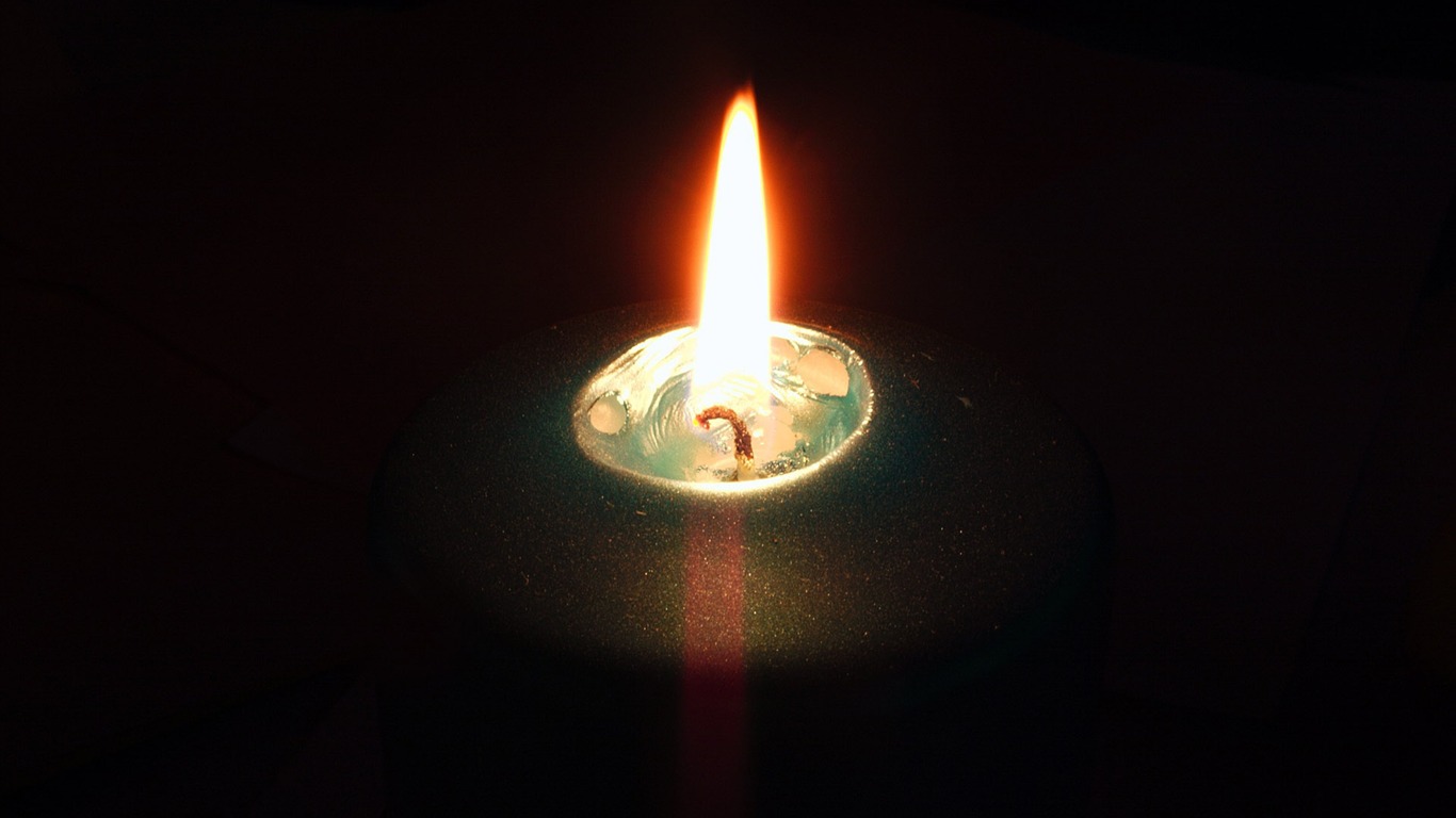 svíčkami tapetu (2) #11 - 1366x768