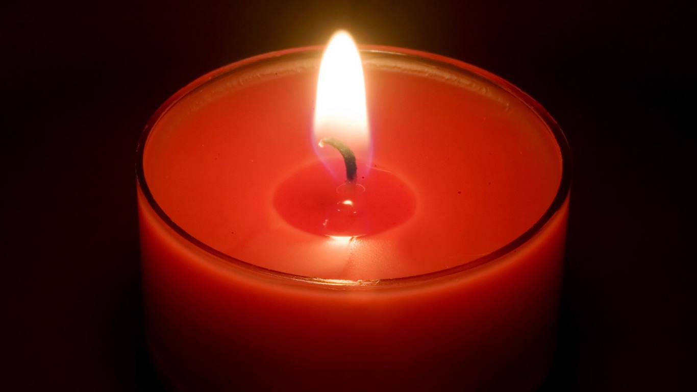 Candlelit wallpaper (3) #9 - 1366x768