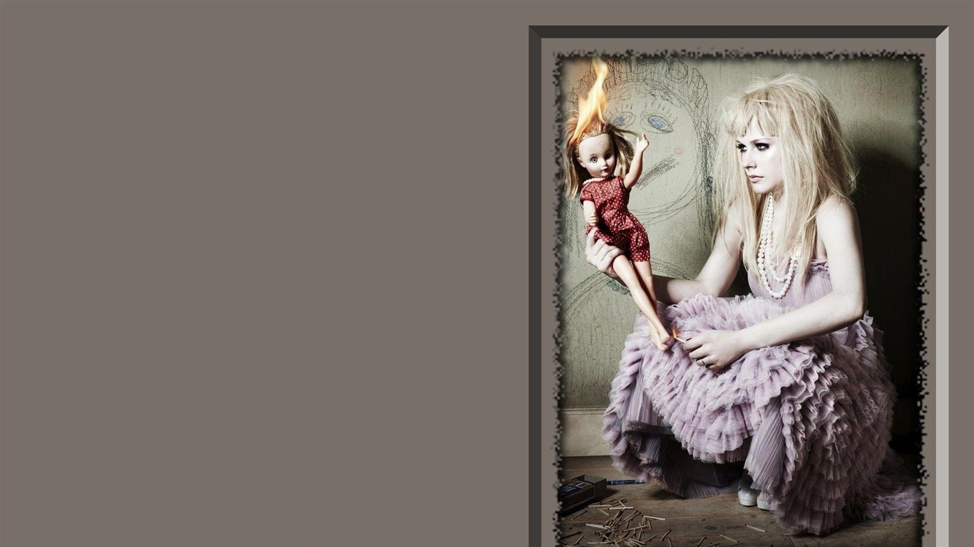 Avril Lavigne красивые обои #25 - 1366x768