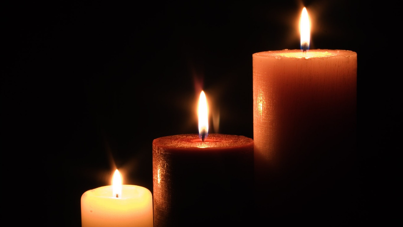 Candlelit wallpaper (4) #19 - 1366x768