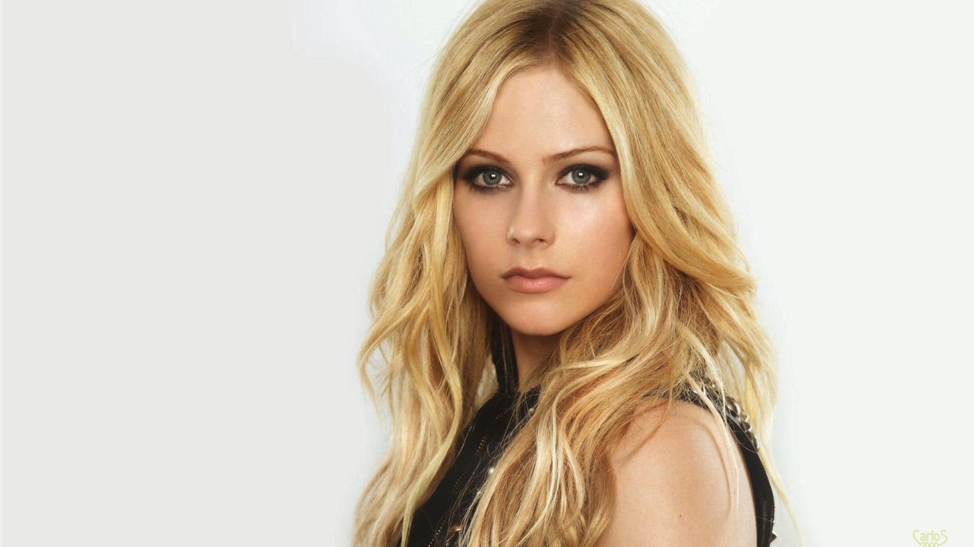 Avril Lavigne krásnou tapetu (2) #8 - 1366x768