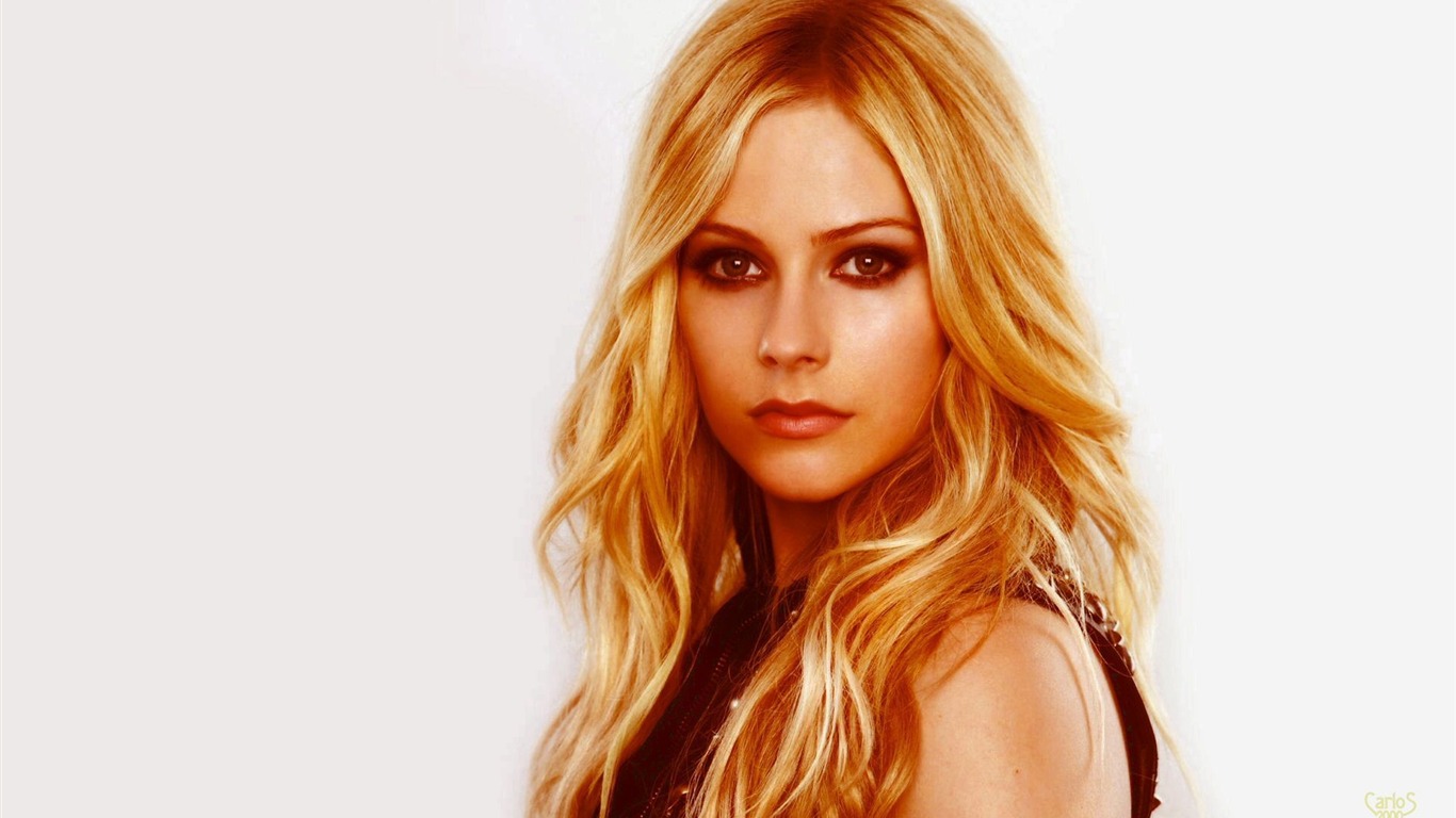 Avril Lavigne krásnou tapetu (2) #9 - 1366x768