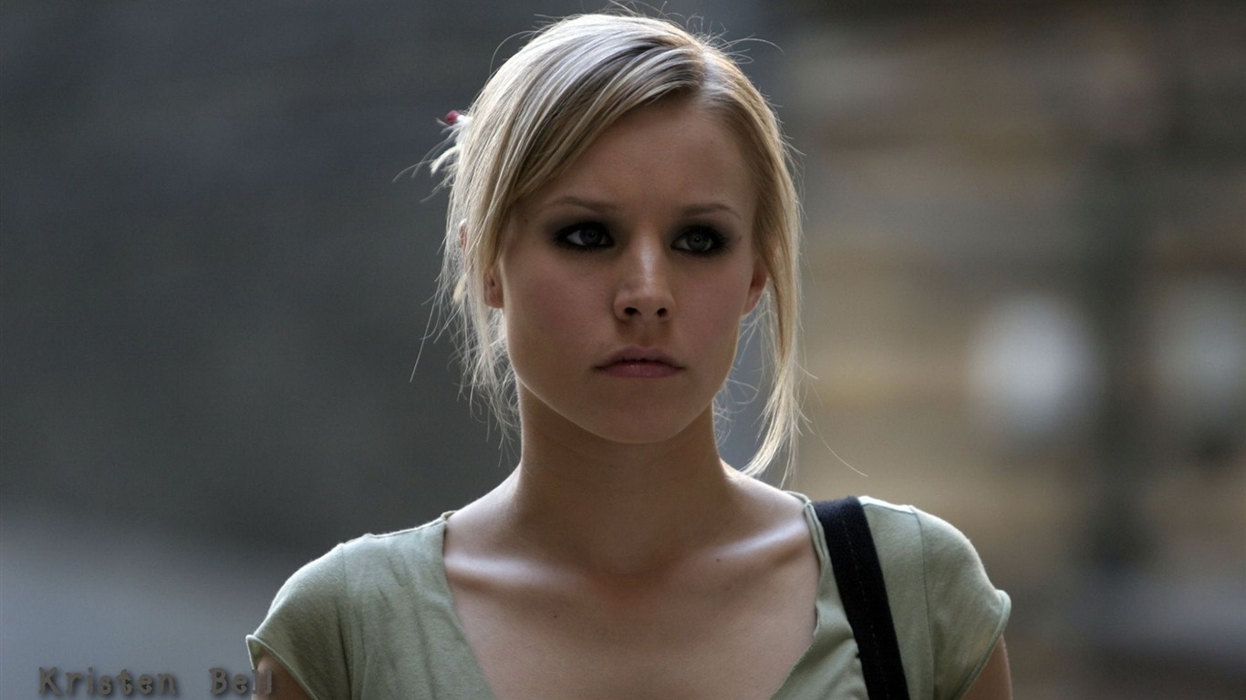 Kristen Bell hermoso fondo de pantalla #19 - 1366x768