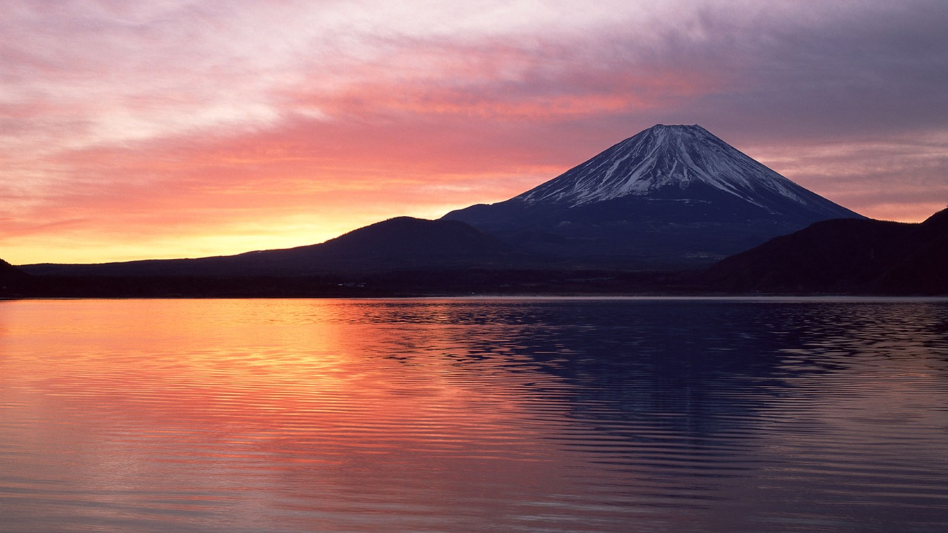Гора Фудзи, Япония обои (2) #1 - 1366x768