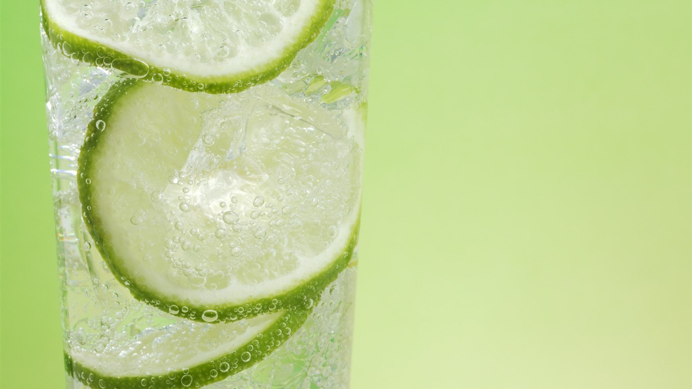 Drinks Close-up Wallpaper (3) #8 - 1366x768