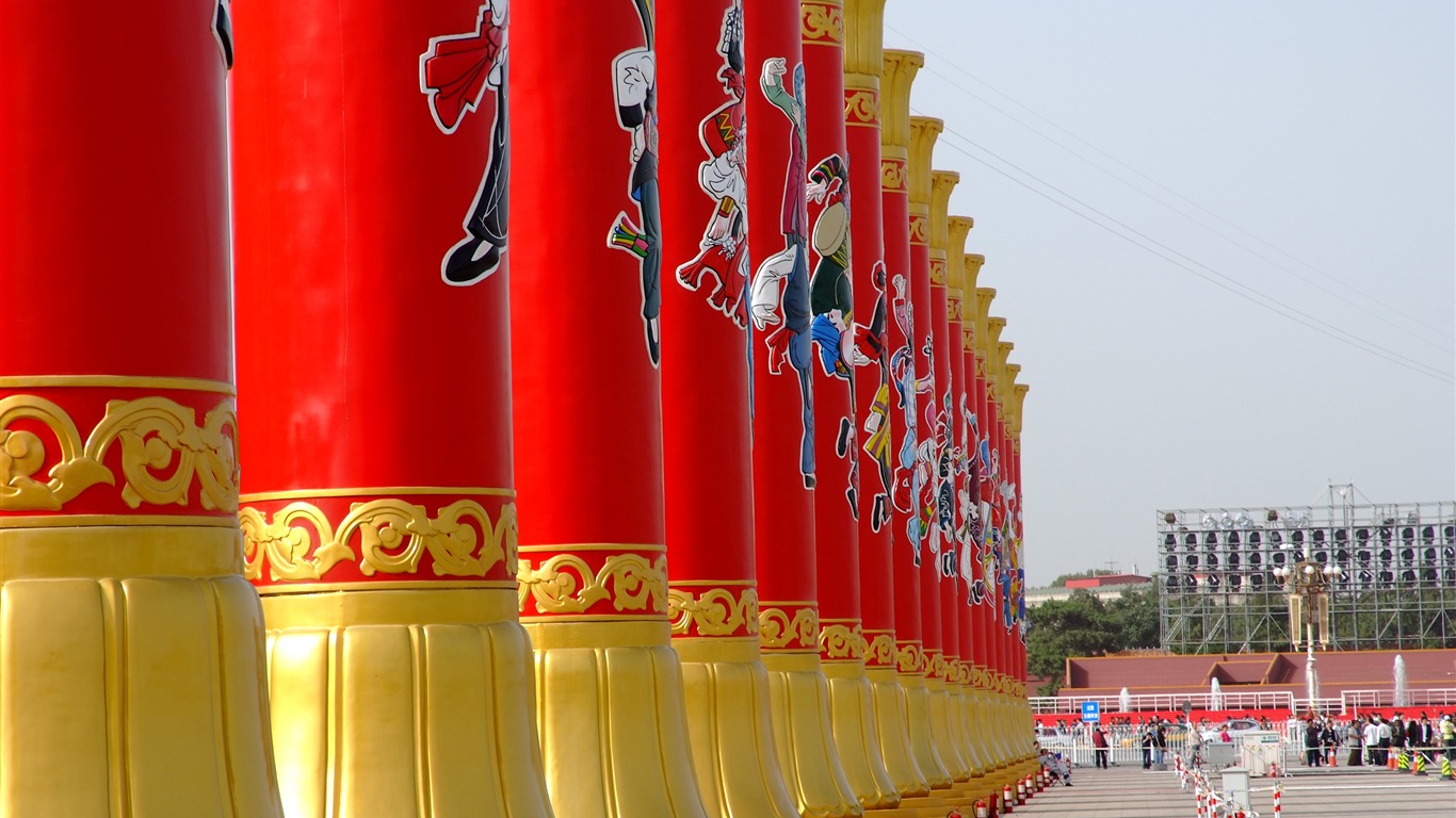 Kostüme, Tiananmen Square (Bewehren) #3 - 1366x768