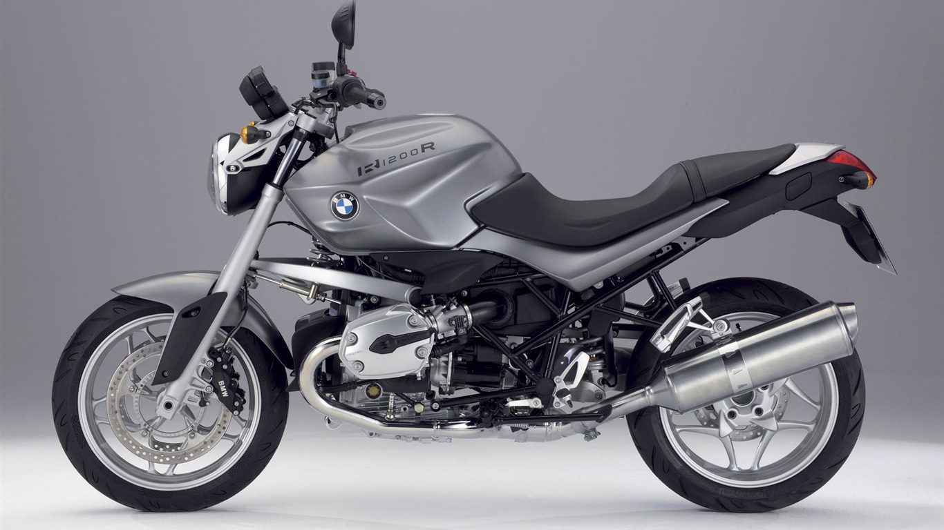 BMW fondos de pantalla de la motocicleta (1) #18 - 1366x768
