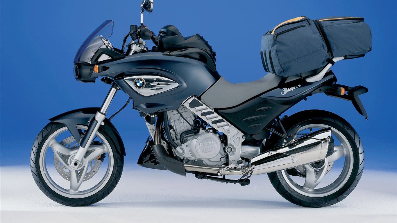 BMW motorcycle wallpapers (3) #4 - 1366x768