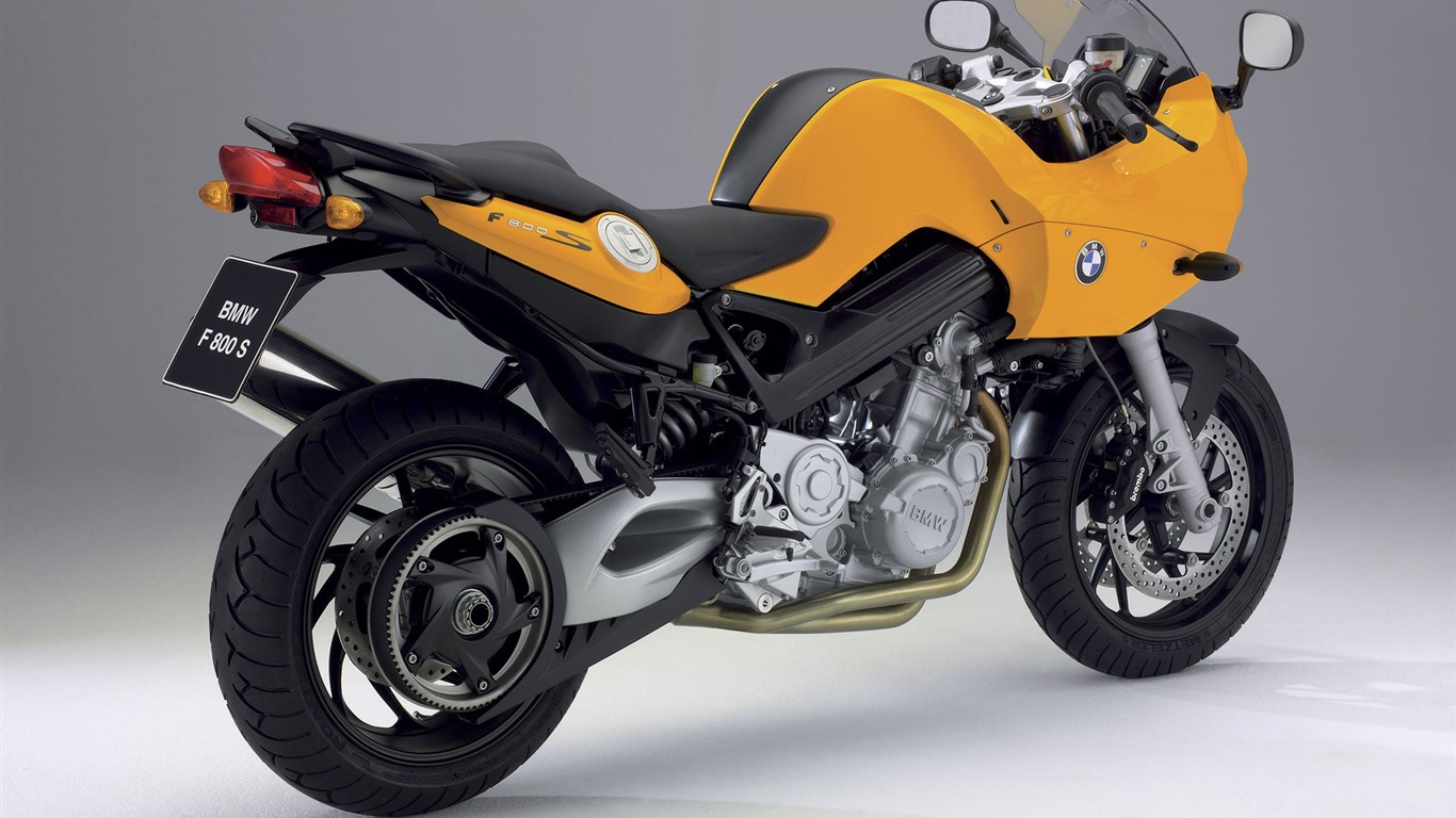 BMW motorcycle wallpapers (3) #15 - 1366x768