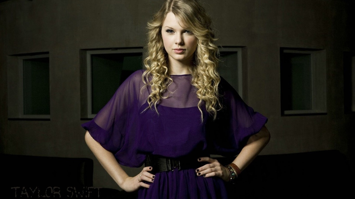 Taylor Swift beau fond d'écran #20 - 1366x768