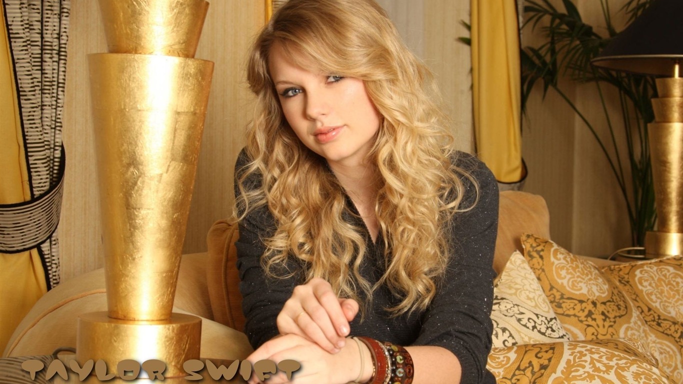 Taylor Swift beau fond d'écran #30 - 1366x768