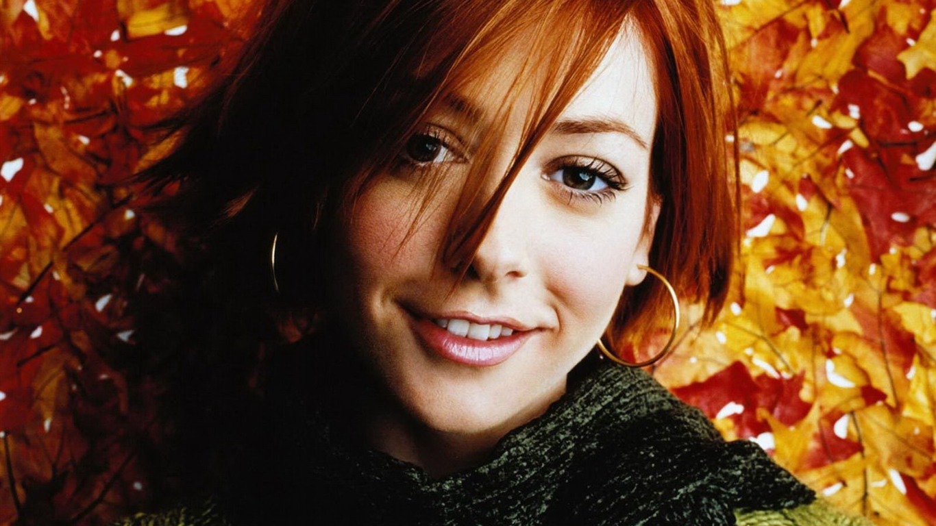 Alyson Hannigan krásnou tapetu #8 - 1366x768