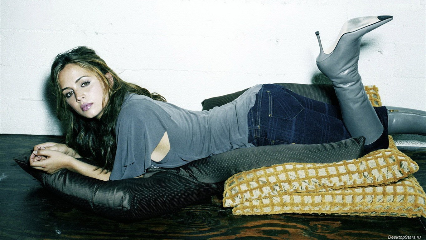 Eliza Dushku hermoso fondo de pantalla (2) #11 - 1366x768