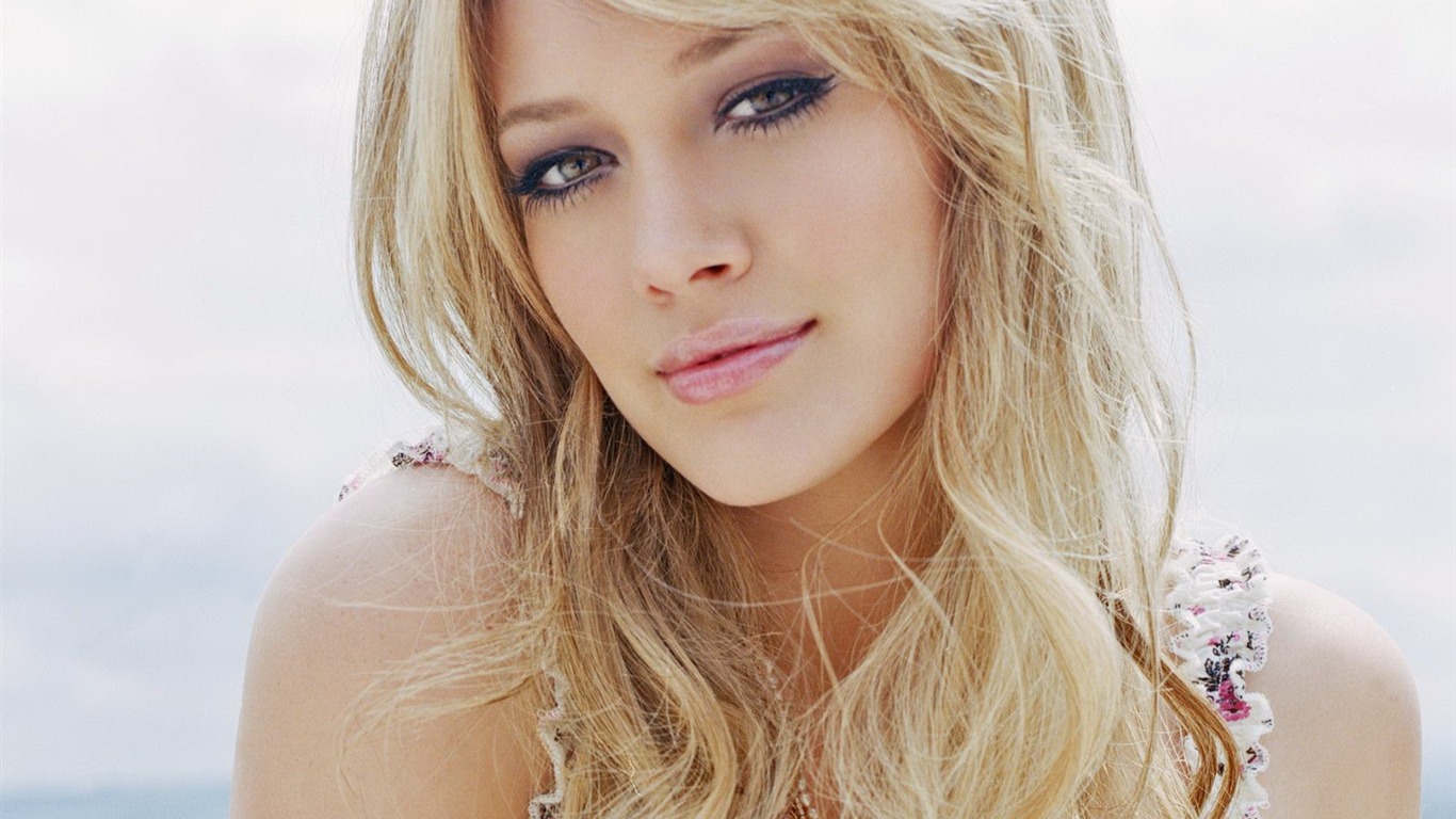 Hilary Duff красивые обои (2) #16 - 1366x768