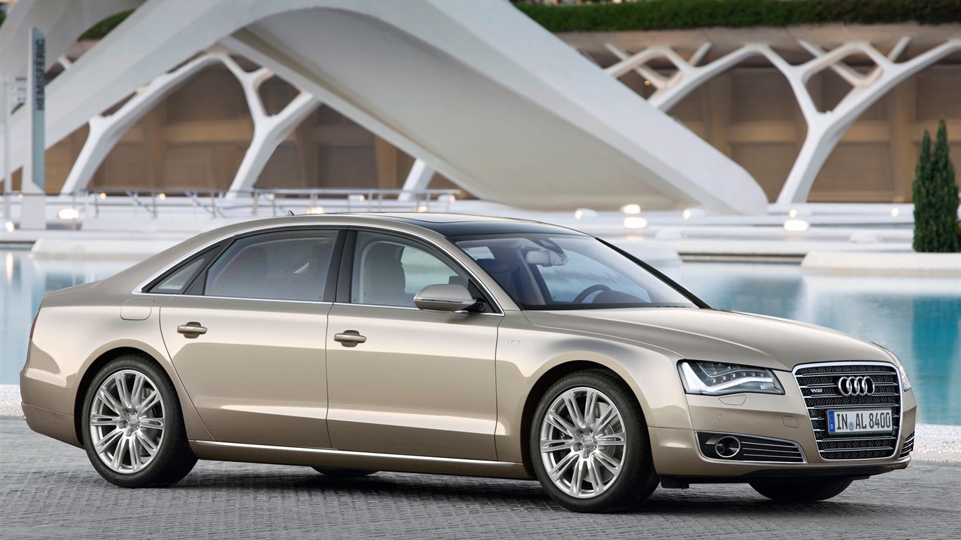 Audi A8 L W12 Quattro - 2010 HD wallpaper #7 - 1366x768