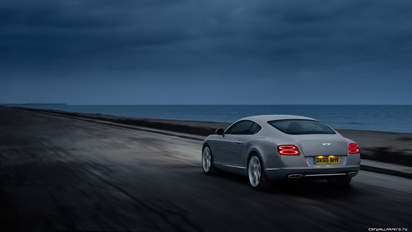 Bentley Continental GT - 2010 fonds d'écran HD #15 - 1366x768