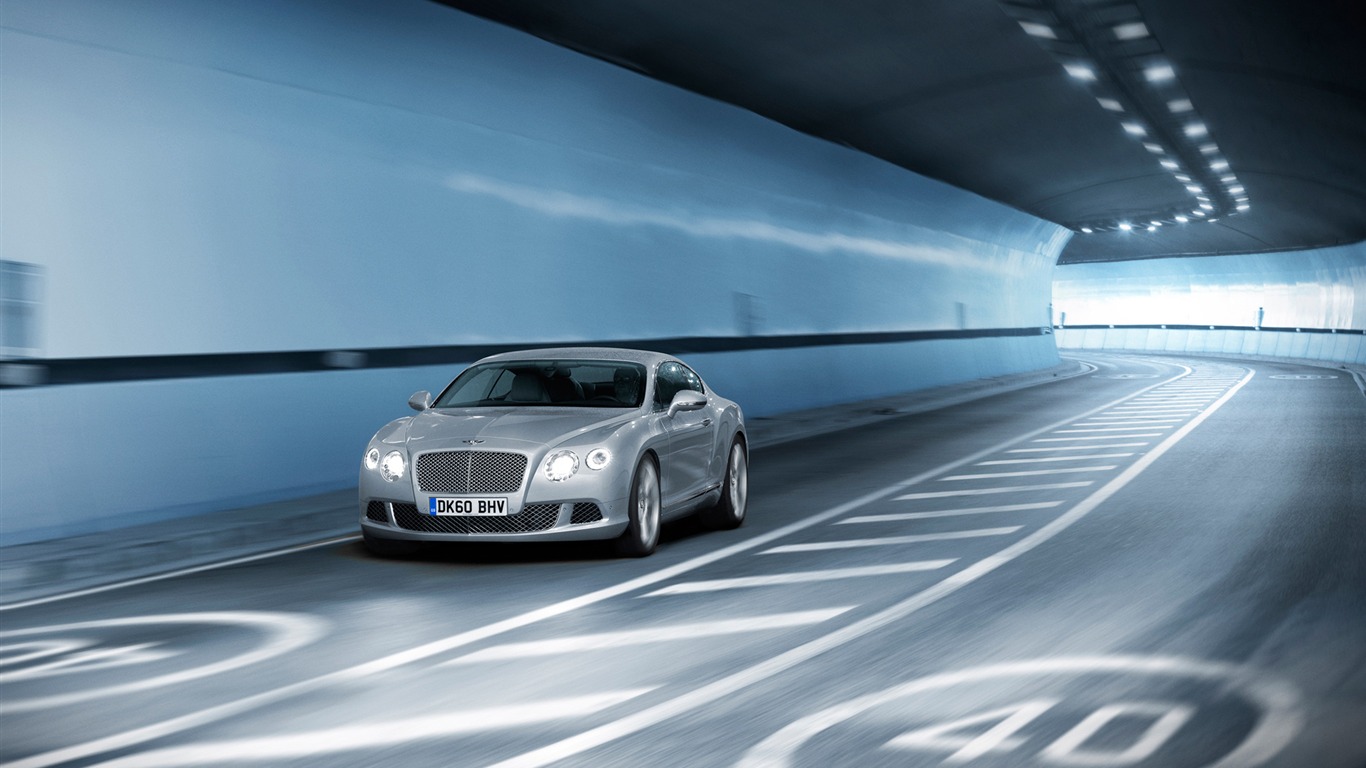 Bentley Continental GT - 2010 HD Wallpaper #18 - 1366x768