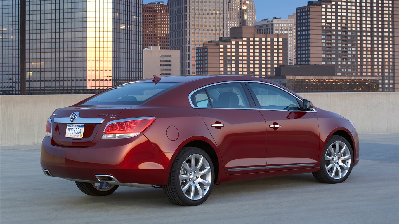 Buick LaCrosse CXS - 2011 HD Wallpaper #11 - 1366x768