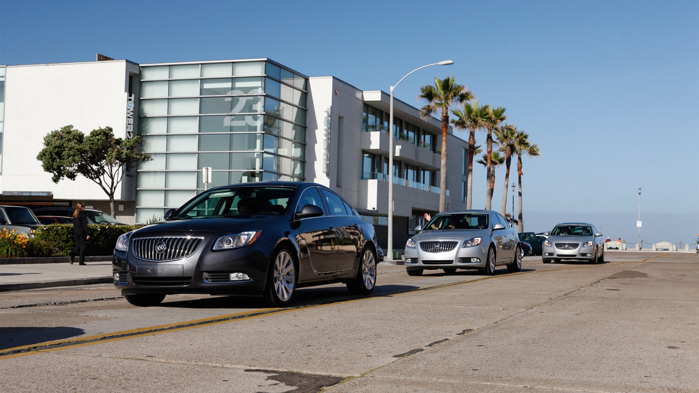 Buick Regal - 2011 HD wallpaper #34 - 1366x768