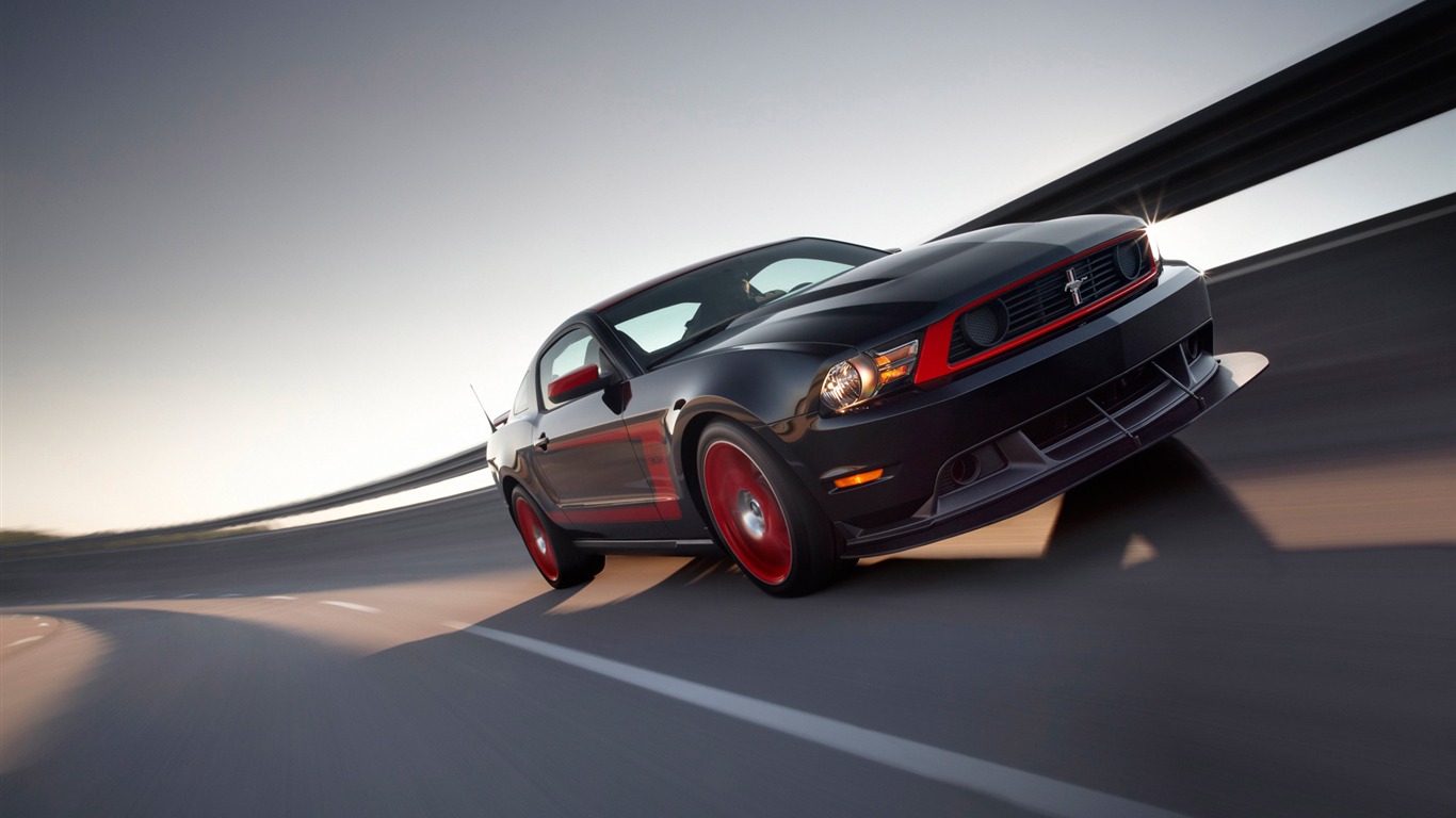 Ford Mustang Boss 302 Laguna Seca - 2012 HD wallpaper #3 - 1366x768