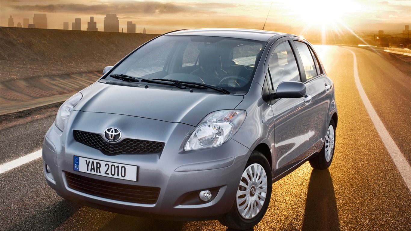 Toyota Yaris - 2010 HD wallpaper #3 - 1366x768